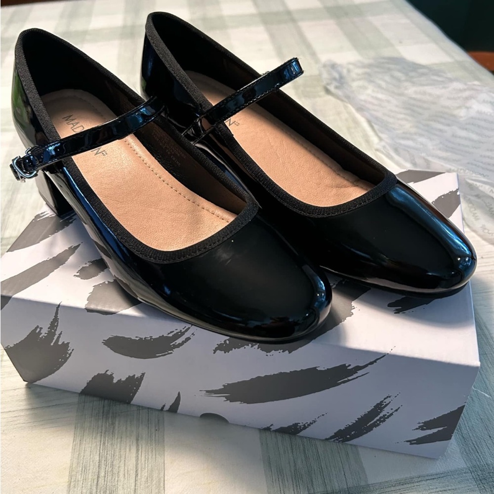 Maddison | Mary Jane Black Patent Shoes | Size 6 | Never worn | 1 1/2in heel - Picture 1 of 8